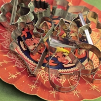 kageforme-elefant-kagemand-udstik-forme-hjerte-metalforme-gamle-svenske-